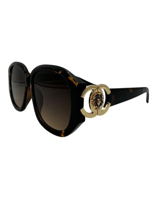Luxury Tortoiseshell Sunglasses with Gold Accents and Signature Lionhead Detailing